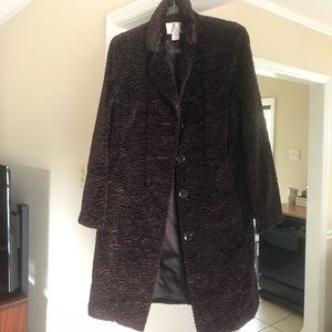 Like new. Barely worn Worthington winter coat.